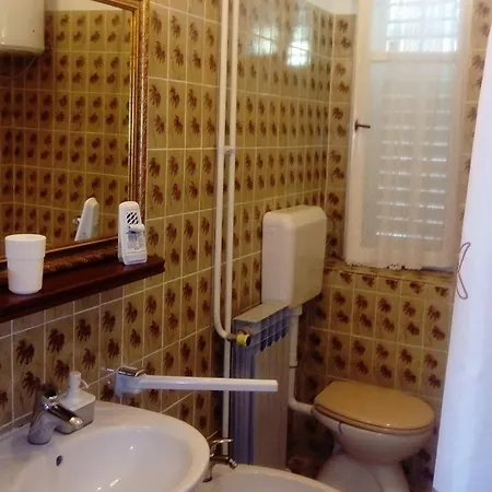 Family Friendly Seaside - Donja, Rab - 2020 *